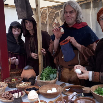 Middeleeuwse markt in 2019 tijdens de Archeologiedagen